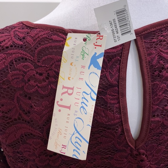 NWT Rue JuJu Lace Bell Sleeve Blouse - Picture 13 of 14